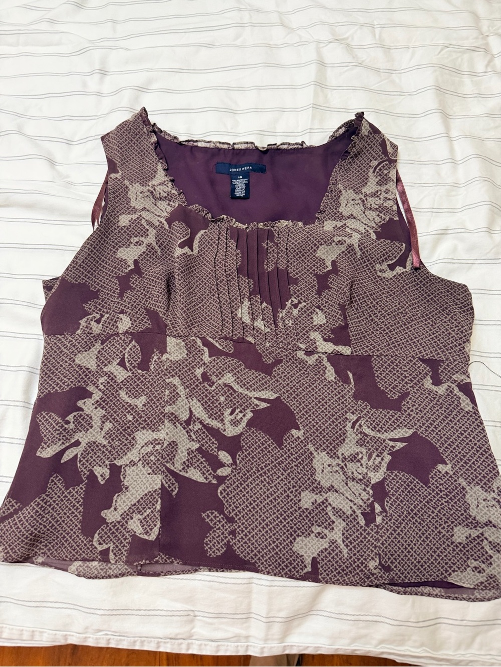 Jones Wear Plum and Beige Floral Sleeveless Camisole